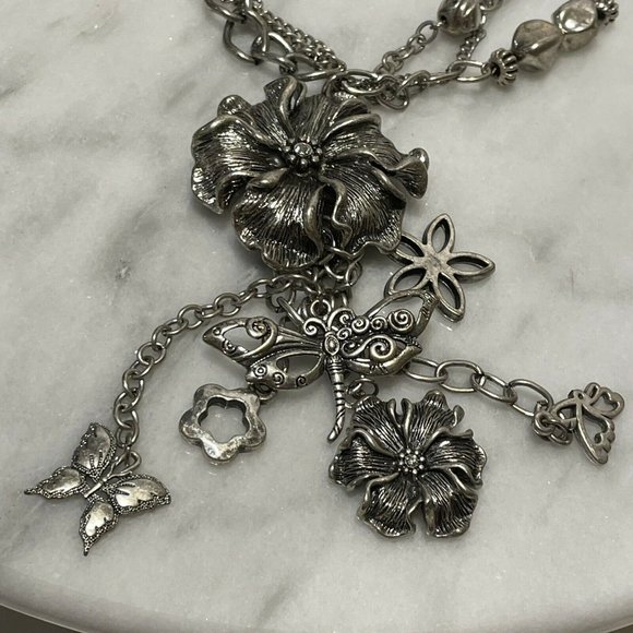 silver tone flower floral butterfly chunky Chain Statement Necklace 18-21”L - Picture 3 of 11